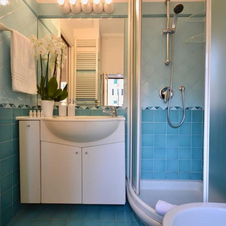La Nicchia sul porto- Piccolo appartamento vista a mare a un passo dalle spiagge - 4 posti letto - Appartamento con 1 Camera da Letto - 5