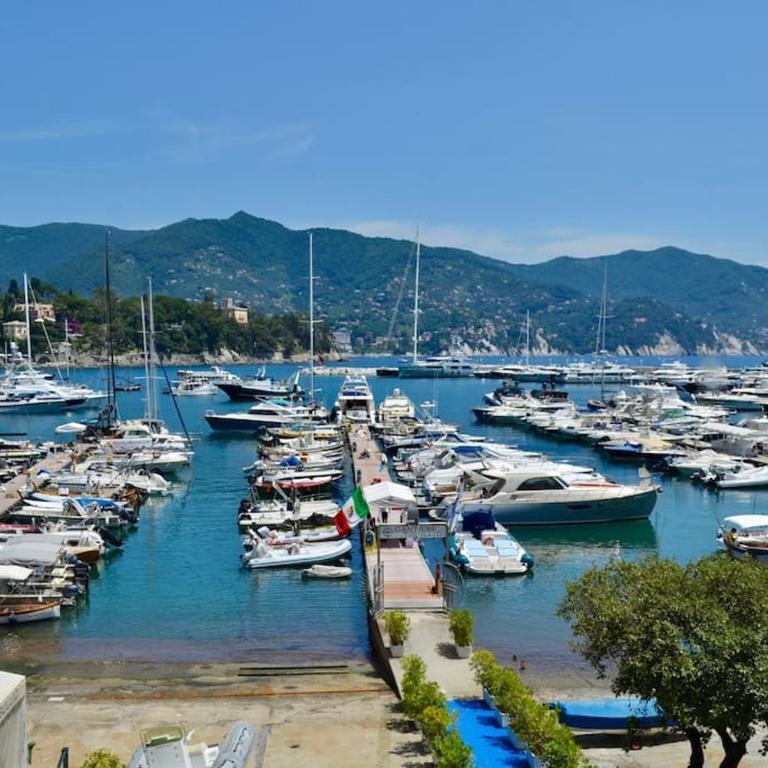 La Nicchia sul porto- Piccolo appartamento vista a mare a un passo dalle spiagge - 4 posti letto - Appartamento con 1 Camera da Letto - 24