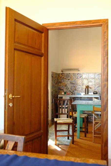 Suite storica e panoramica - Centro - One-Bedroom Apartment - 54