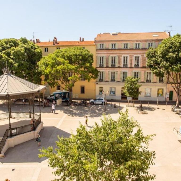 2- Cosy one bedroom apt 2-4p, located Place Nationale - Appartamento Deluxe con 1 Camera da Letto e Vista Giardino - 2