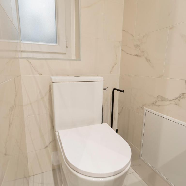 Marais, Rue Beaubourg - 6 places - Appartement 2 Pièces - 6
