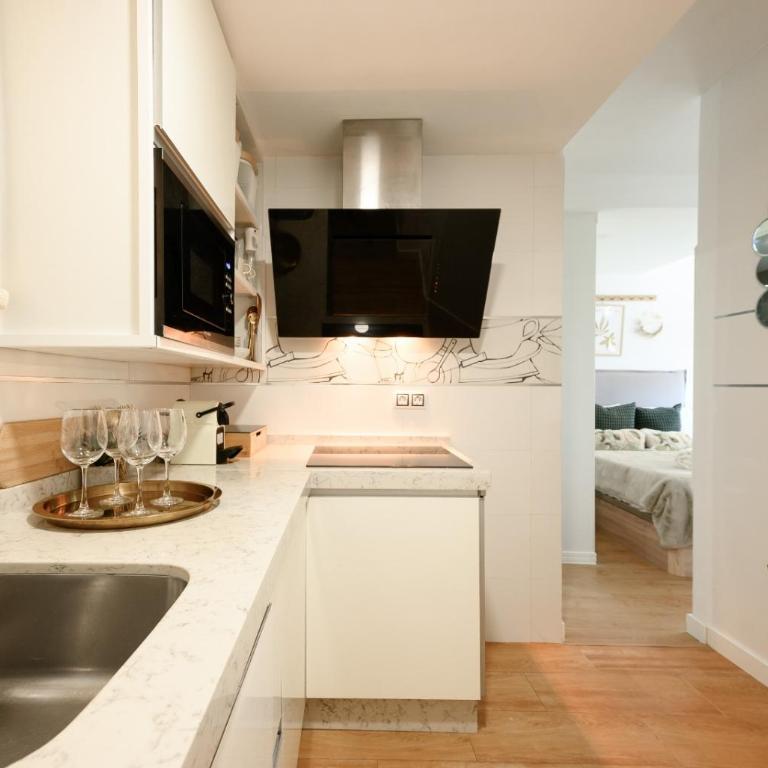 Estudio con parking Teatinos Málaga living - Apartamento de 1 dormitorio - 8