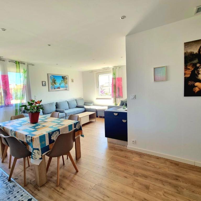 DOUMO - Appartement 2 Chambres - 17