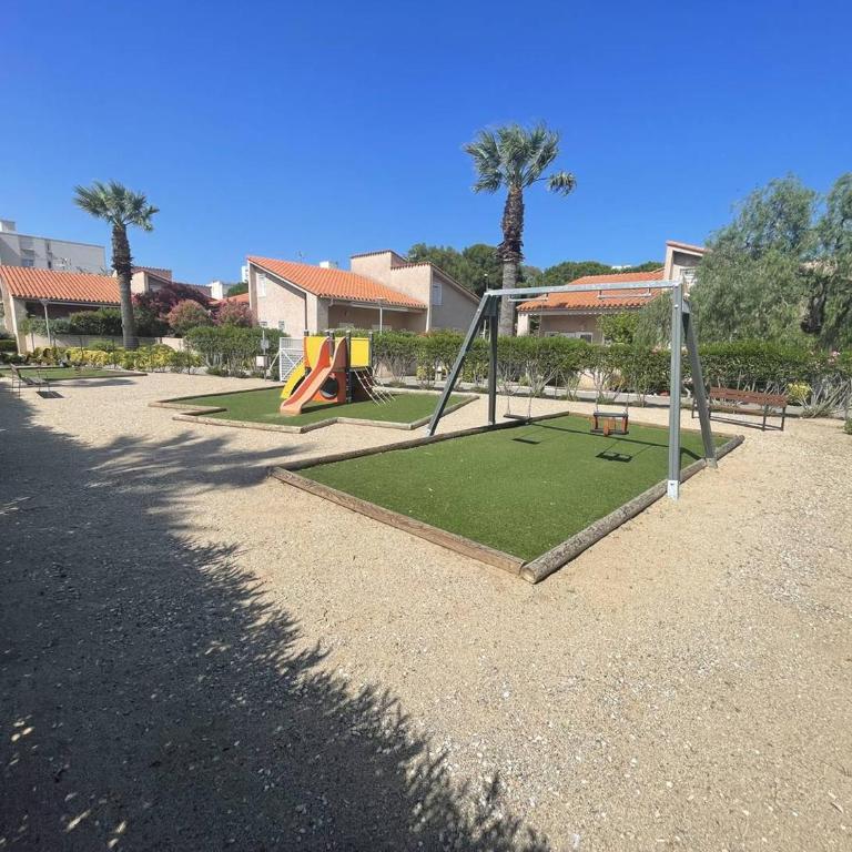 Appartement T2 avec 5 couchages, piscine, tennis, proche plage et port, animaux admis - Saint-Cyprien - FR-1-106-47 - Apartment - 22