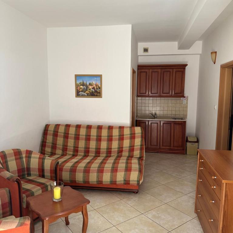 Apartmani Aleks - Četvorokrevetna Soba - 6