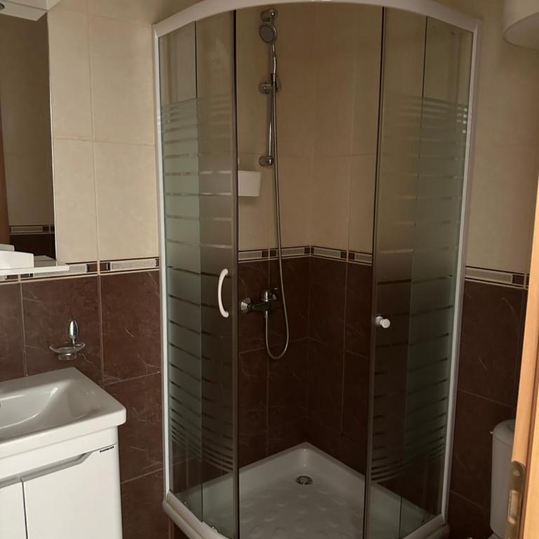 Apartmani Aleks - Četvorokrevetna Soba - 2