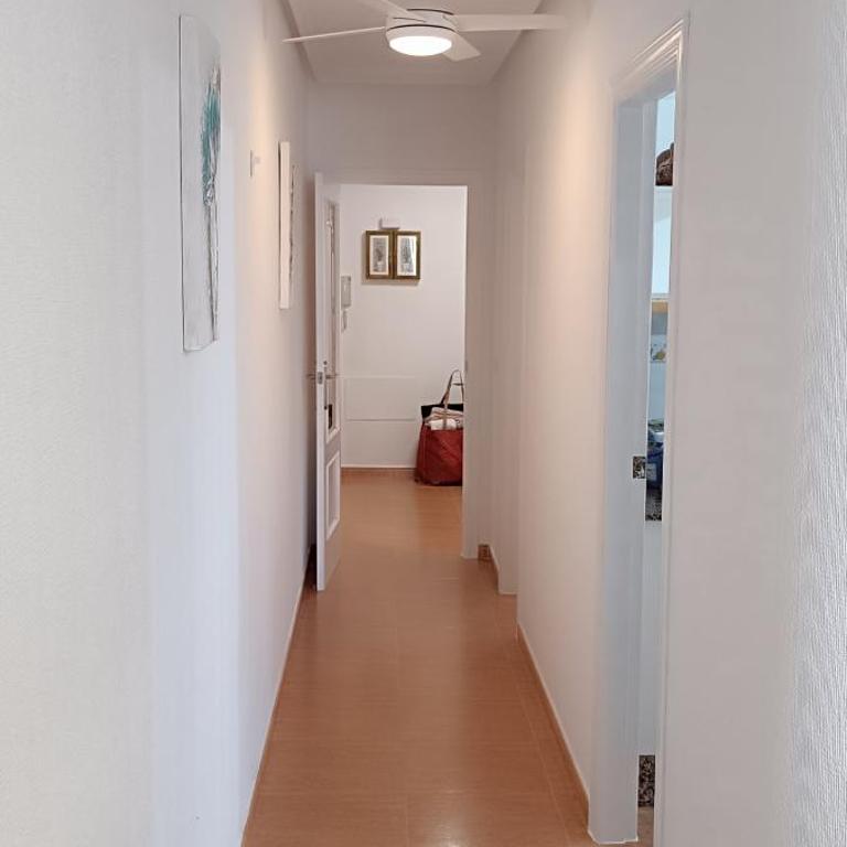 Apartamento Isabel - Three-Bedroom Apartment - 10