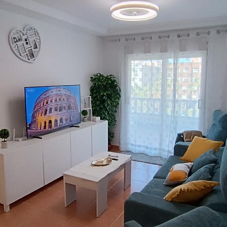 Apartamento Isabel - Three-Bedroom Apartment - 50