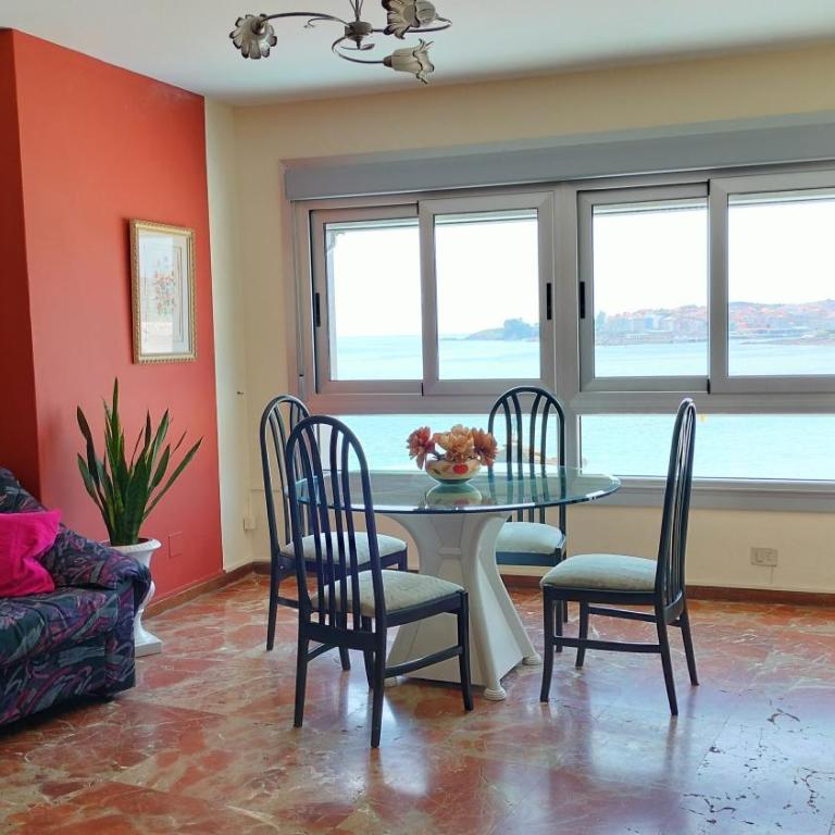 Piso en primera línea de playa en Sanxenxo - Apartamento de 3 dormitorios - 13