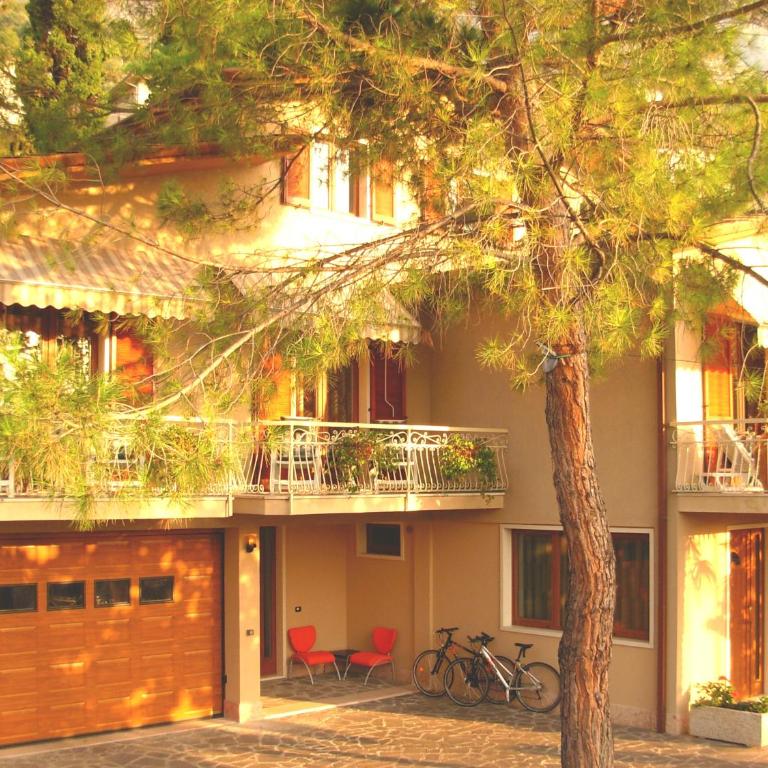 Residence Le Palme appartamenti - Monolocale con Vista Lago - 1