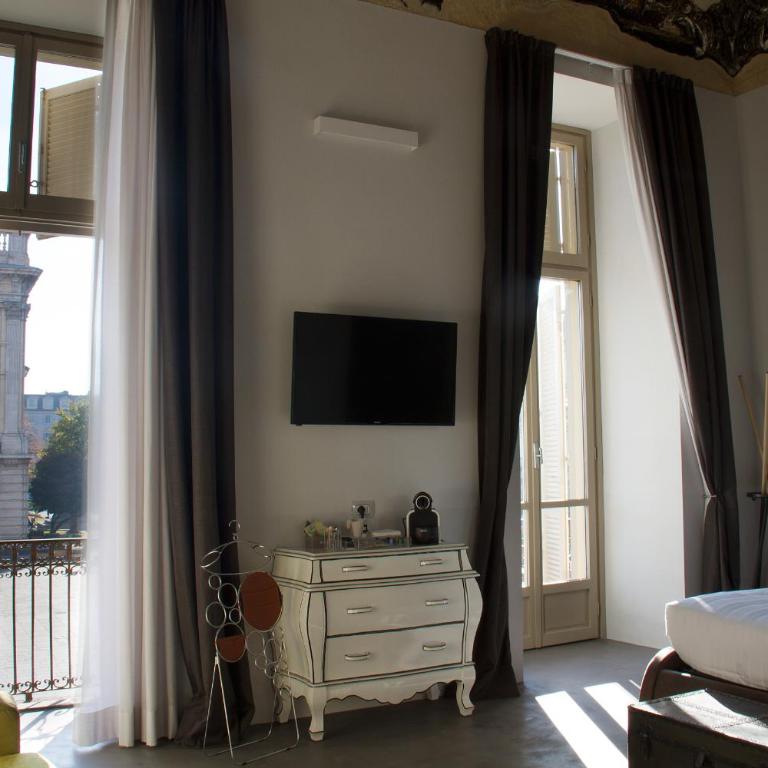 Piazza Castello Suite - Suite Deluxe con Vista - 13