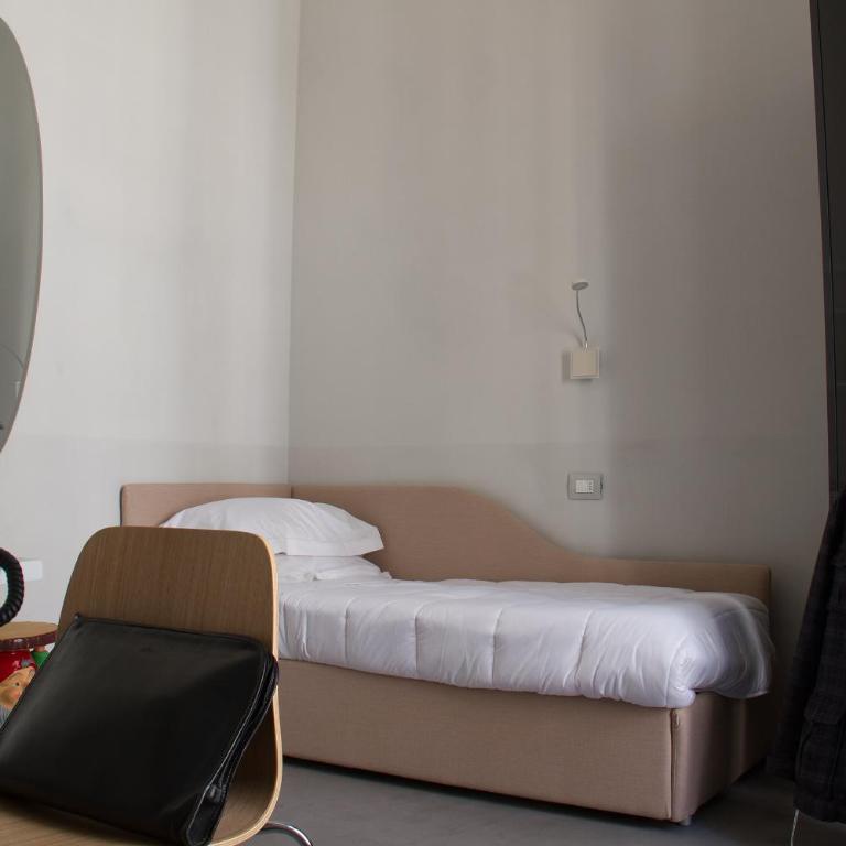 Piazza Castello Suite - Camera Singola con Bagno Privato Esterno - 8