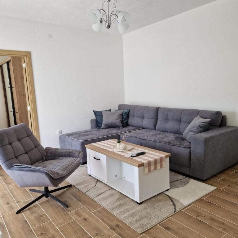 Apartman Nisić - One-Bedroom Apartment - 4