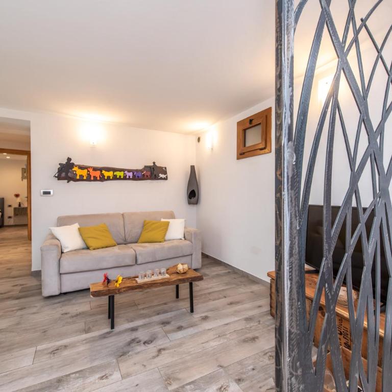 "Refuge de Claude" - Stile e Comfort ad Aosta Centro - Appartamento con 2 Camere da Letto - 17