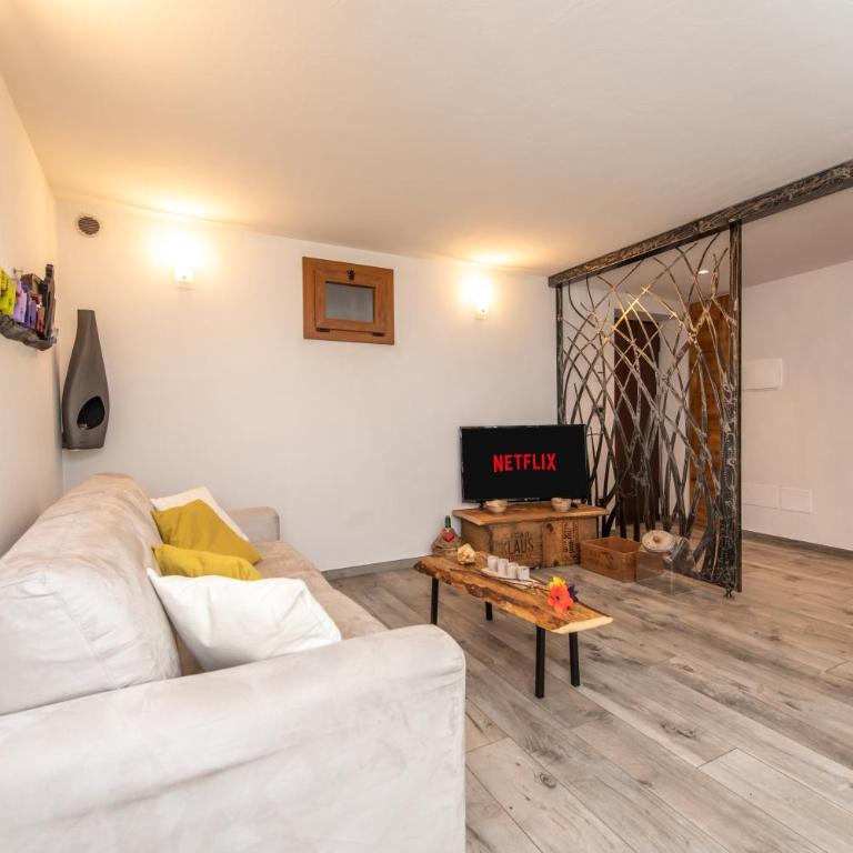 "Refuge de Claude" - Stile e Comfort ad Aosta Centro - Appartamento con 2 Camere da Letto - 16