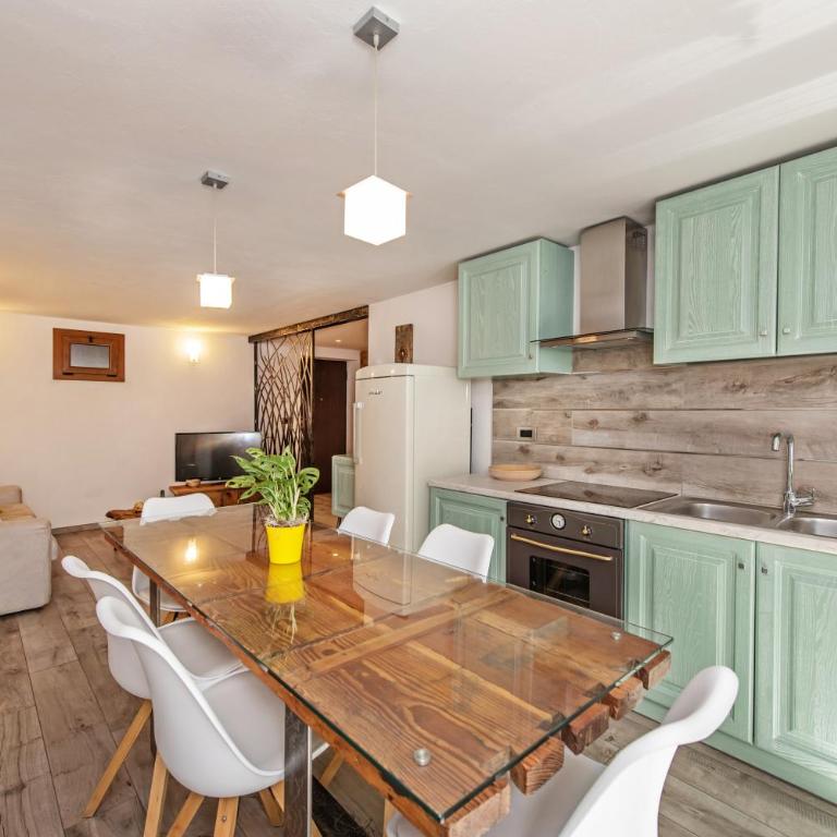 "Refuge de Claude" - Stile e Comfort ad Aosta Centro - Appartamento con 2 Camere da Letto - 11