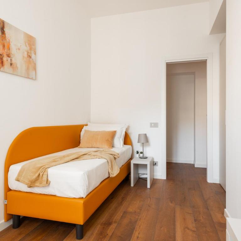 Elegant Haven Re di Roma by Hostand - Three-Bedroom Apartment - 6
