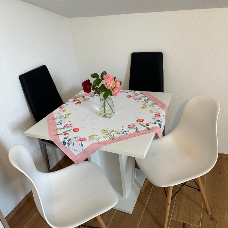 Ferienwohnung Waldblick, Faaker See - Apartment mit 1 Schlafzimmer und Balkon - 7