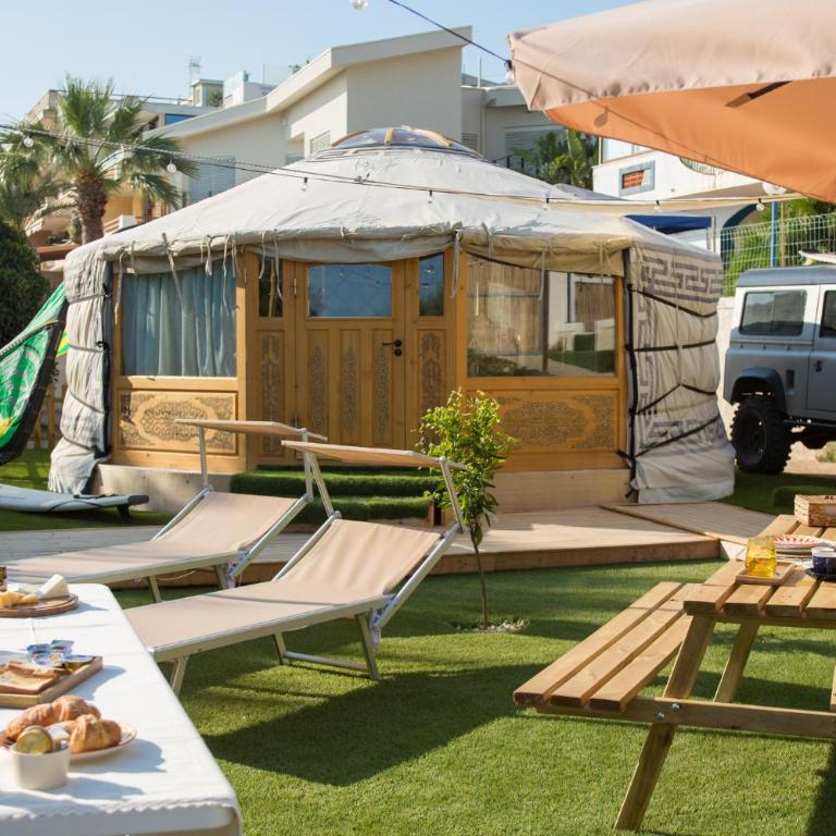 Yurta Glamping San Leone - tra mare-pineta - Camera Matrimoniale Deluxe con Vista Mare Laterale - 1