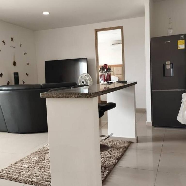 Cartagena en Familia, con Aire y Smart TV - Apartamento de 2 dormitorios con balcón - 13