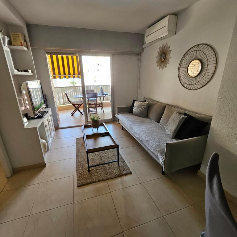Apartamento 2 linea playa gandia SOLO FAMILIAS - Apartamento de 1 dormitorio - 11