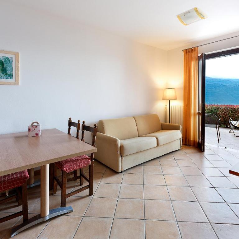 Residence Besass, GTSGroup - Appartamento Standard con 2 Camere da Letto e Vista Lago - 5