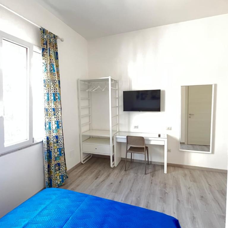Bella Vita Palermo - Camera Matrimoniale con Bagno Privato - 11