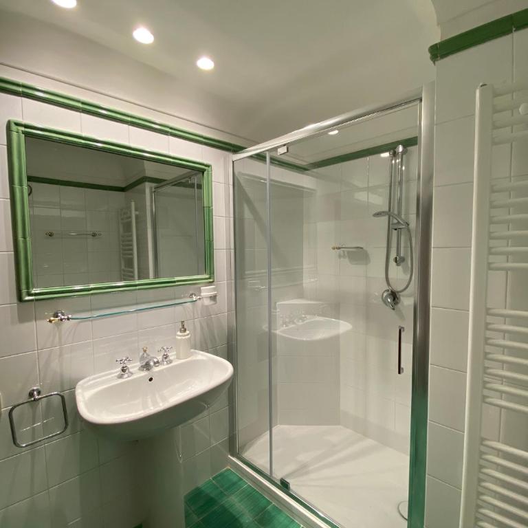 B&B Le Rondini - Sirolo - Camera Matrimoniale con Bagno Privato - 7