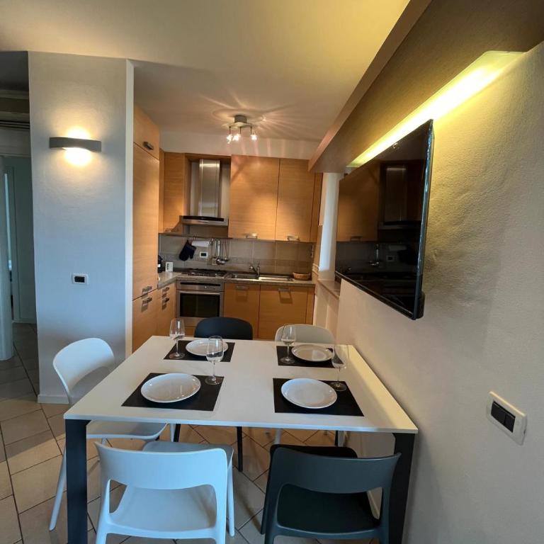 Barum Lake View Apartment in Lazise - Appartamento con 2 Camere da Letto - 10