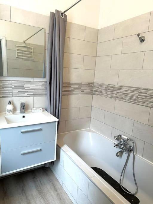 Charmant studio Paris 16ème MICHEL ANGE - 34m2 - Appartement 1 Chambre - 3
