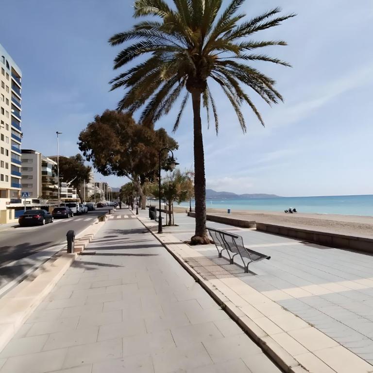 Adosado con piscina y parking - Two-Bedroom House - 30