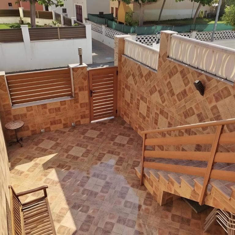 Adosado con piscina y parking - Two-Bedroom House - 4