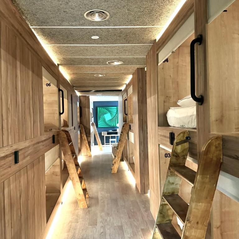 The POD Suite Hostel Village - B05 Mixed Lower bed in Shared Room with 20 beds - 5