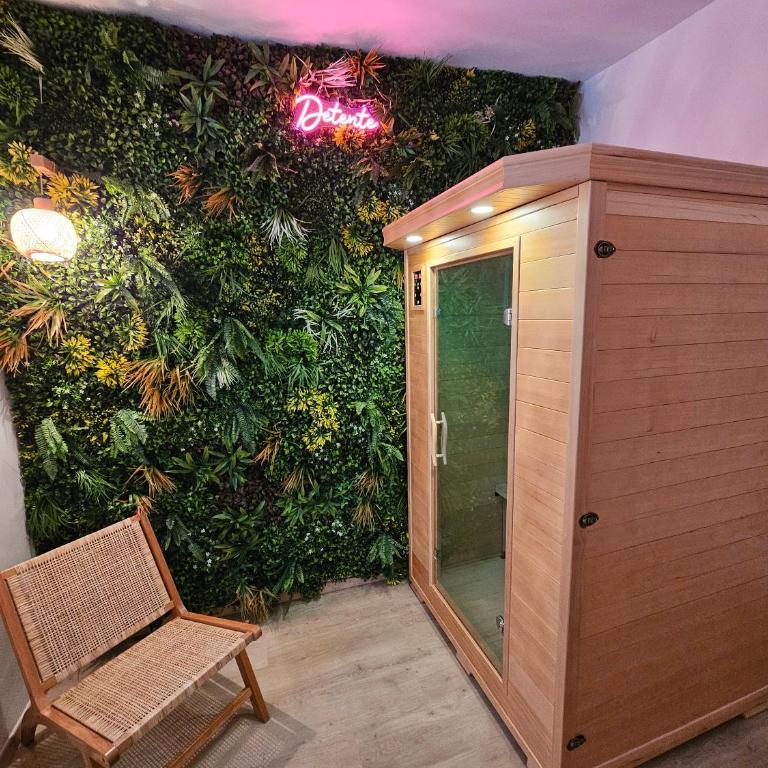 Tout confort ! Balnéo, Sauna, Cinéma, Climatisation, Parking, WiFi - Appartement 1 Chambre - 18