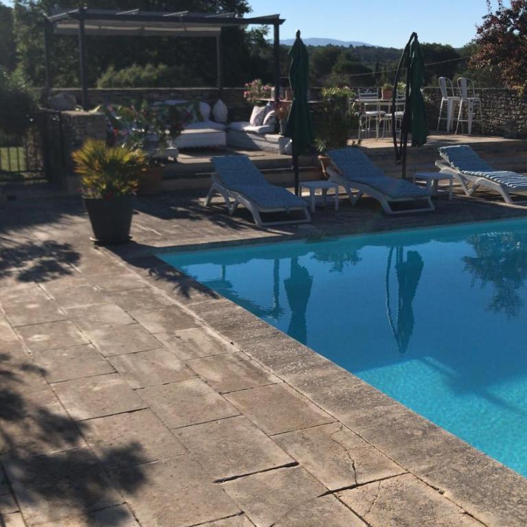 Chambre d'hôtes chez Maguy B-Villa Makeire - Chambre Lit Queen-Size - Vue sur Piscine - 71