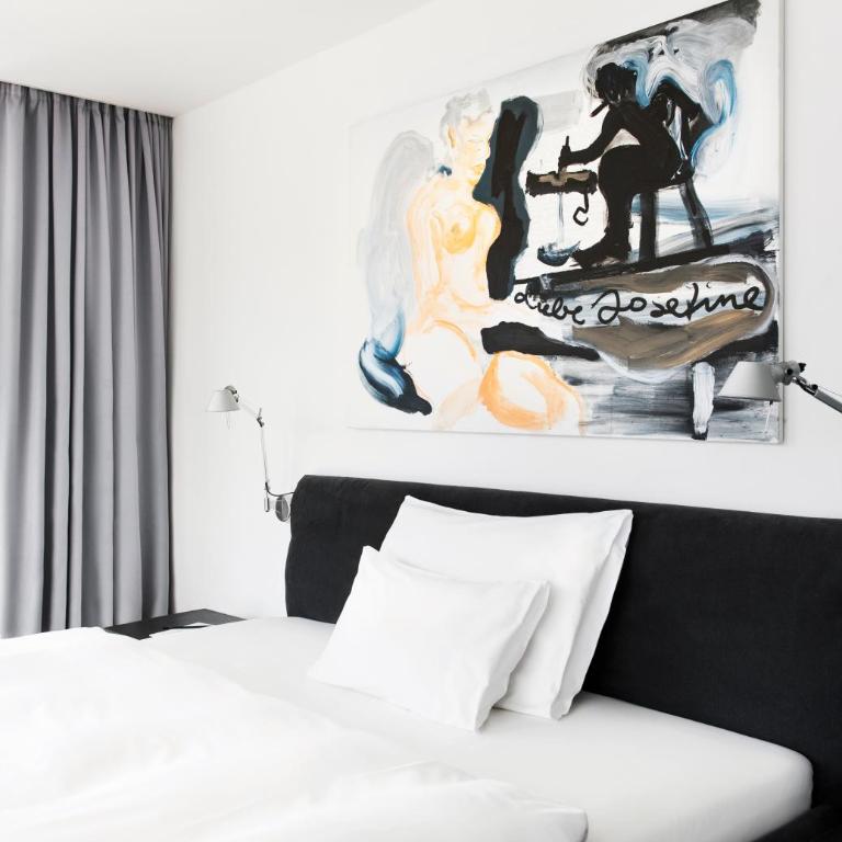 Augarten Art Hotel, a Member of Design Hotels - Junior Suite - 1
