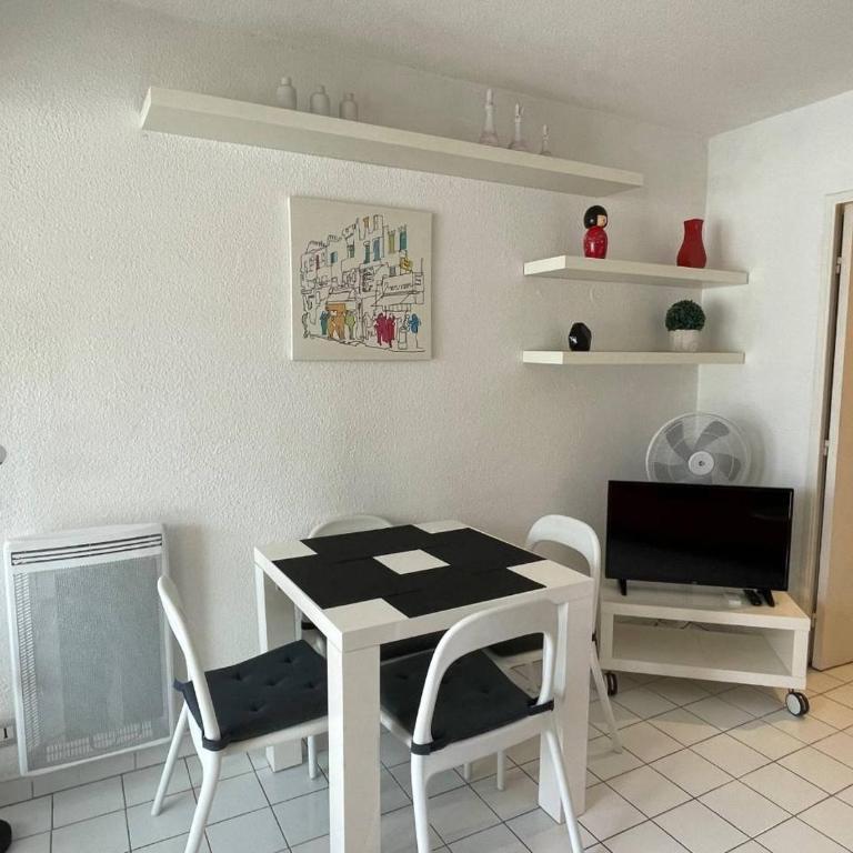 Appartement studio cabine - Argelès sur mer AR260-206 - Apartamento Clásico - 7
