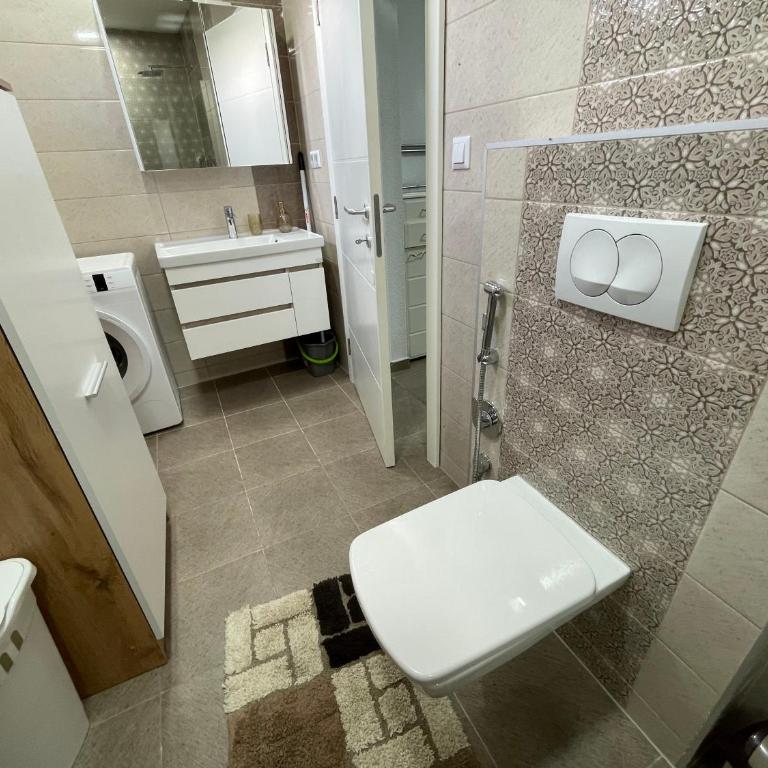 Studio apartman Bišće - One-Bedroom Apartment - 5