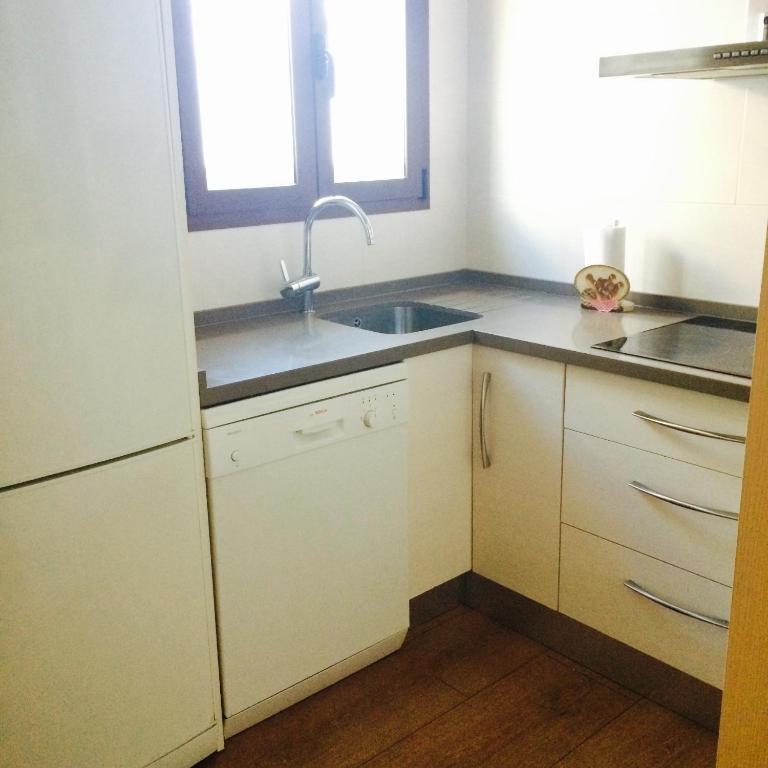 Precioso chalet con jardín en Chiclana - Three-Bedroom House - 16
