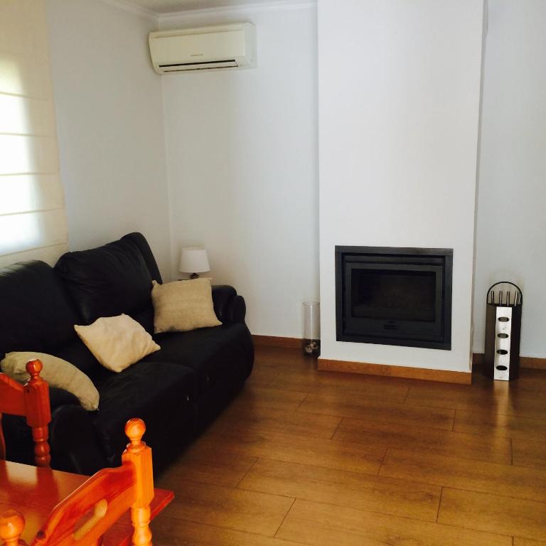 Precioso chalet con jardín en Chiclana - Three-Bedroom House - 8