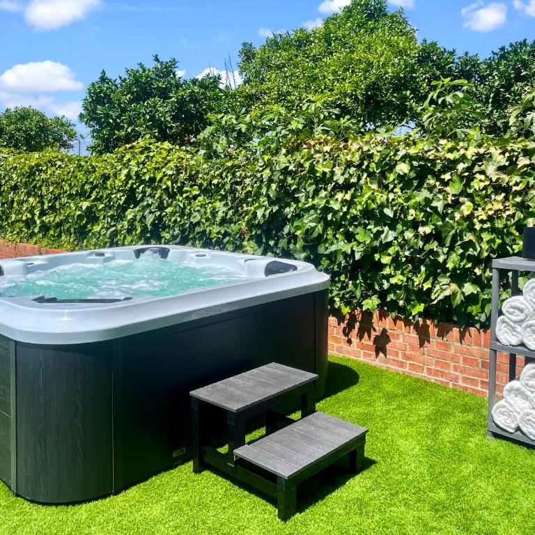 Villa San Patricio I Piscina Privada I Jacuzzi Spa I BBQ I PS5 I Aire Acon I 3000m2 I 5min-Centro - Villa con piscina privada - 15