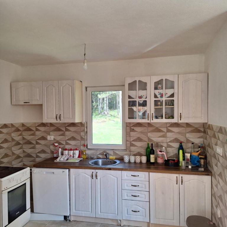 Wild Peace - Five-Bedroom House - 23
