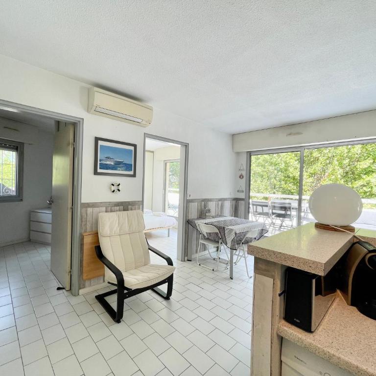 PGH N23 - Golf, Piscine, Grande terrasse, Parking - Two-Bedroom Apartment - 10