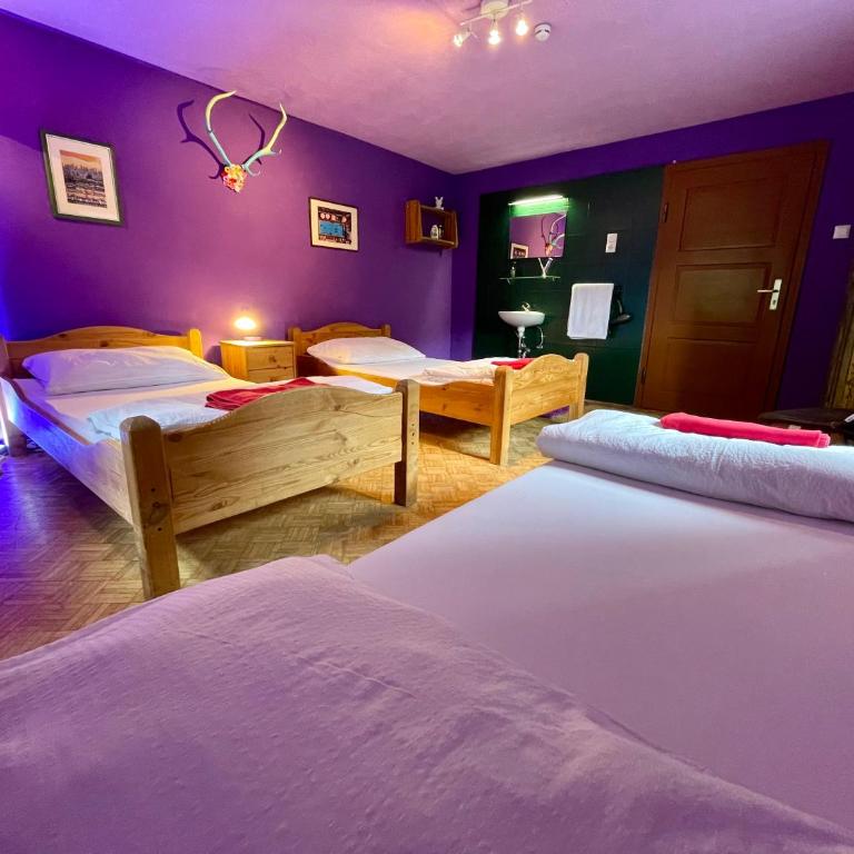Ciao Amore St. Anton - Dreibettzimmer mit Gemeinschaftsbad - 4