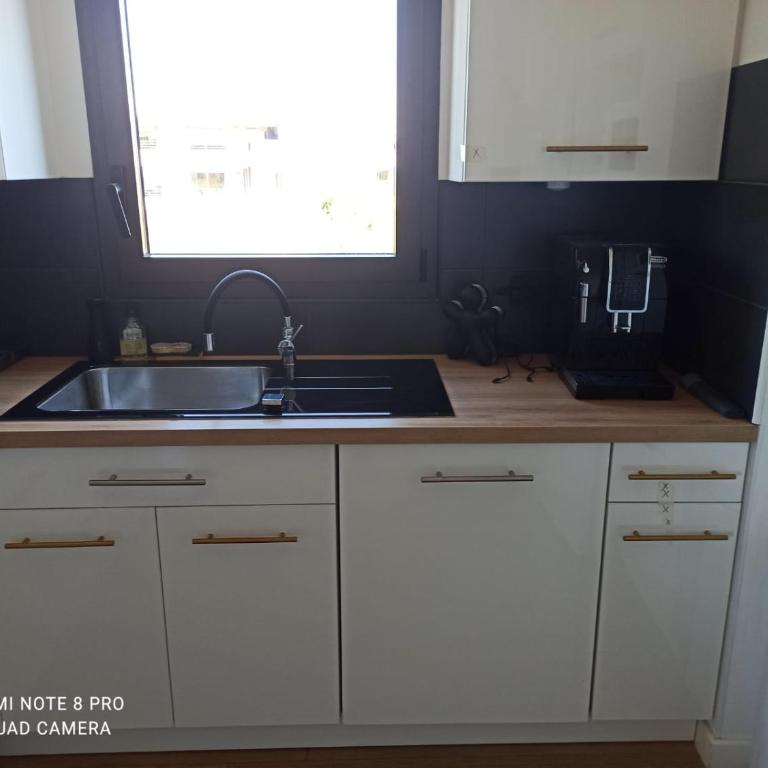 Fréjus Saint-Raphaël - Au calme à 5 min du centre et des plages - Apartment mit 1 Schlafzimmer - 9