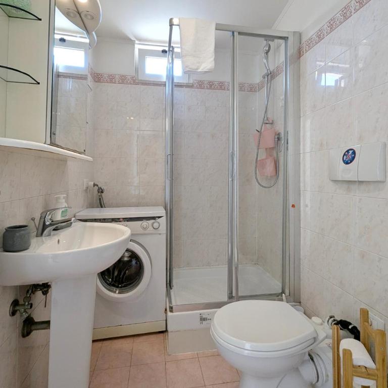 TERZA FILA MARE 3 minuti a piedi Aria Condizionata by WeHostYou - Two-Bedroom Apartment - 22