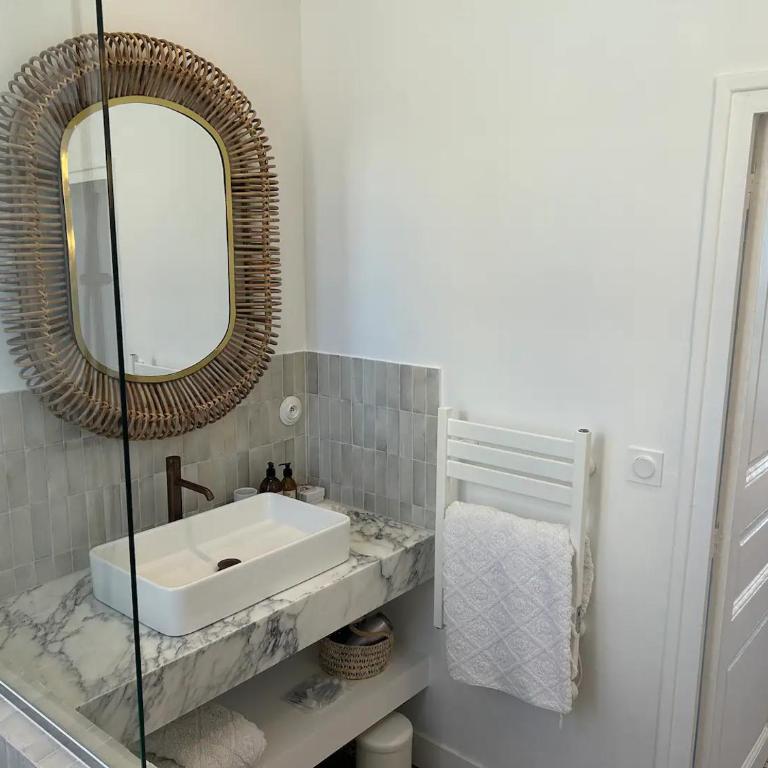 "Couleur Parfum" amazing Sea View Balcony FREE PARKING - Two-Bedroom Apartment - 31