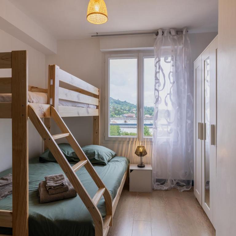 Les rives de l Allier F3 avec parking gratuit - Appartement 2 Chambres - 18