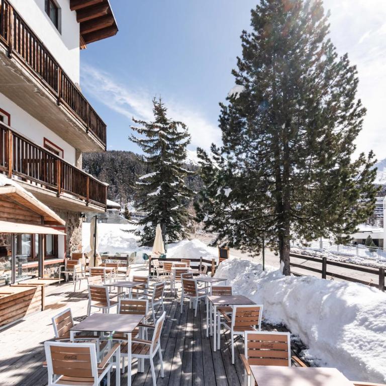 CHALET DES ALPES - Triple Room with Mountain View - 2