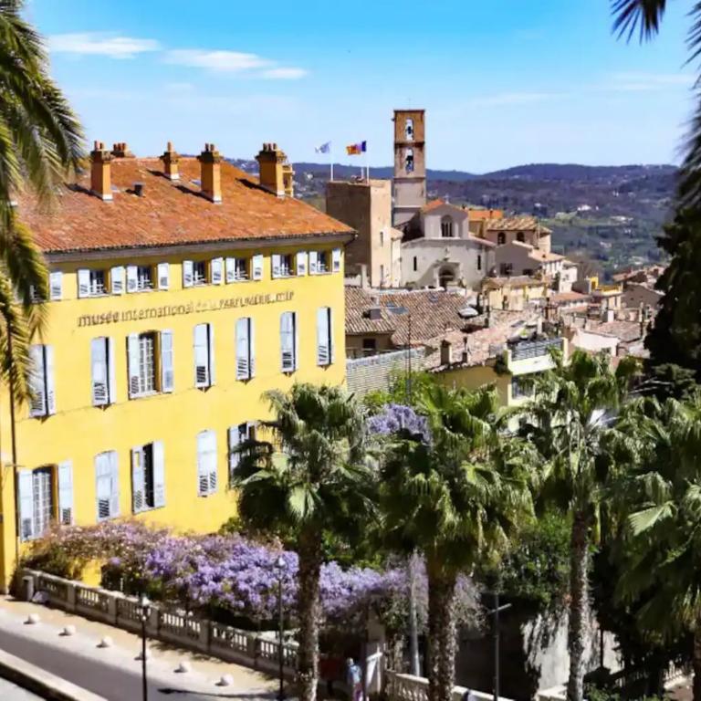 "Couleur Parfum" amazing Sea View Balcony FREE PARKING - Two-Bedroom Apartment - 46